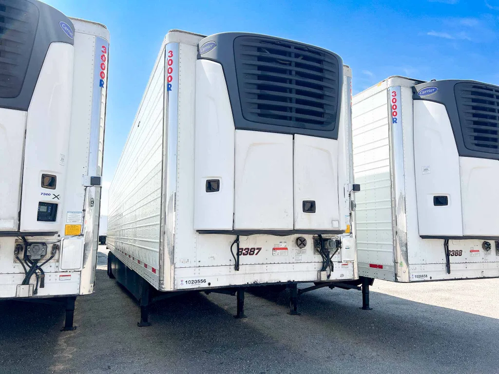 53-foot commercial reefer trailer available for long-term rental